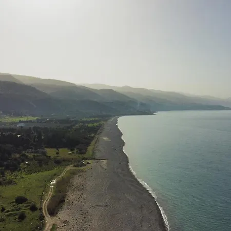 Tenuta Piana 2 Con Accesso Diretto Al Mare Карония